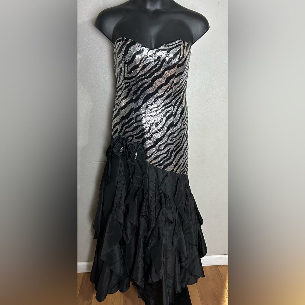Vintage Lafee Jasmine strapless Evening Gown Size 10